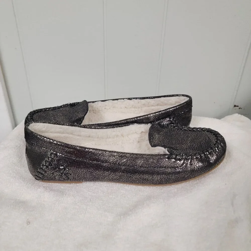 Jack rogers Millie sherpa lined leather moccasins sz 7.5 dark gry metallic